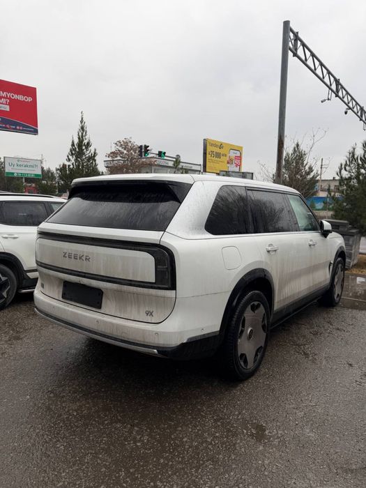 Zeekr 9Х Ultra sotiladi