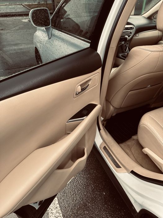 Продавам Lexus RX 450 2012
