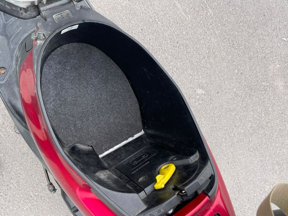 Продам Honda Dio