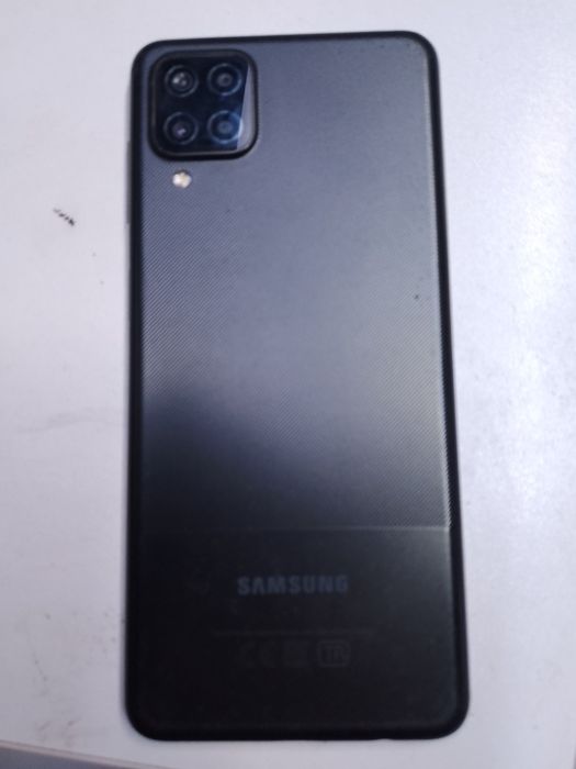 Телефон сотилади Самсунг А 12 сотилади срочно пул керак