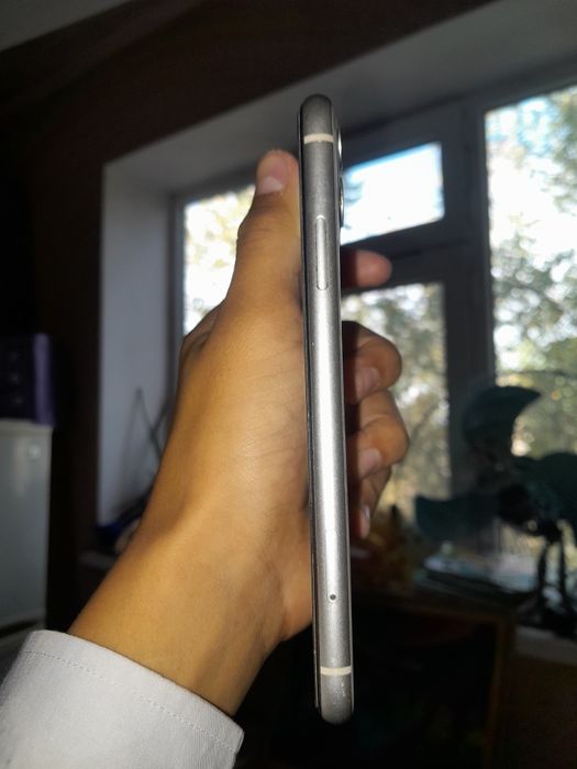 IPhone 11 4G 64g