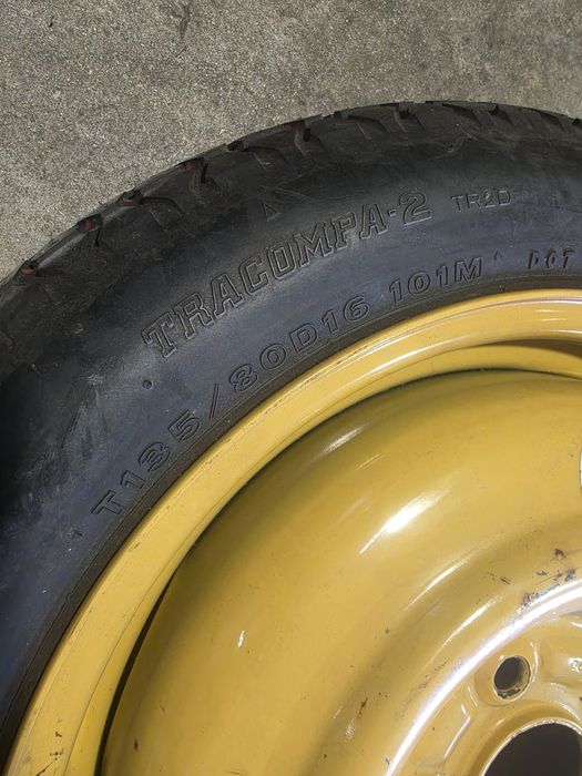 Патерица Nissan Qashqai 5х114.3/16 резервна гума Нисан Кашкай 5x114,3/16 цола резервен комплект Рено Dacia