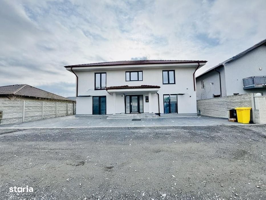 Casa duplex pe orizontala de vanzare pe Calea Cisnadiei in apropiere d