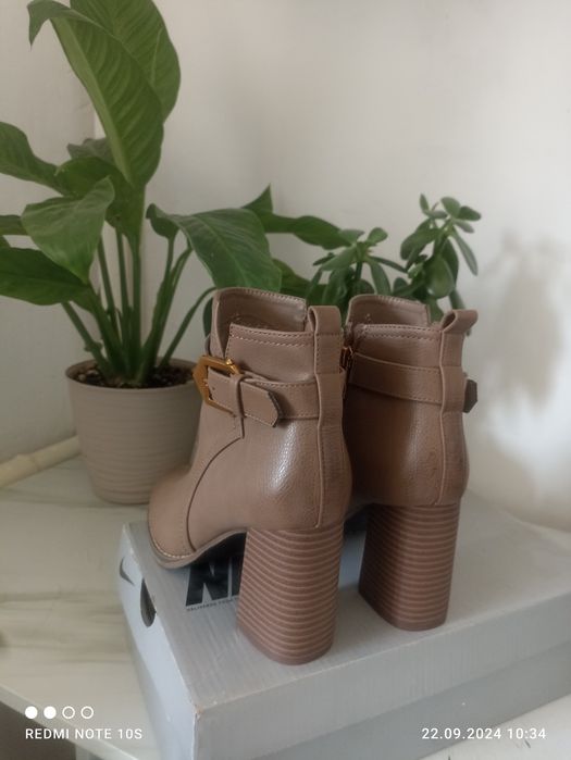 Ботинки ботильоны