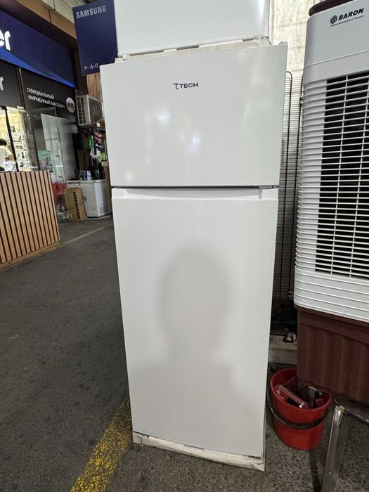 Холодильник от 7 Tech 211L