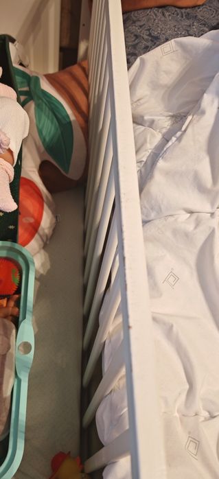 Vând pătuț copil complet cu saltea bambus