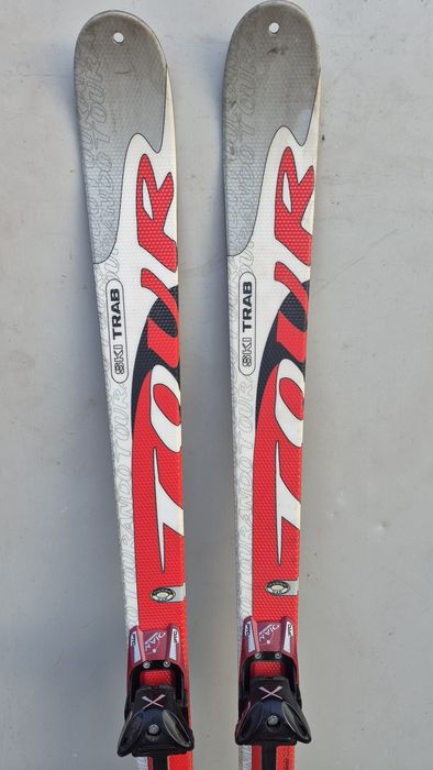 Schi tură 157 cm