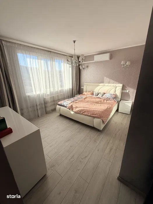 Apartament cu 3 camere, 77 mp, parcare, zona Cetatii — fotografia 1