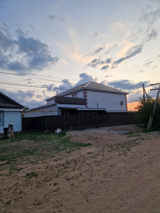 Продам дом с магазином