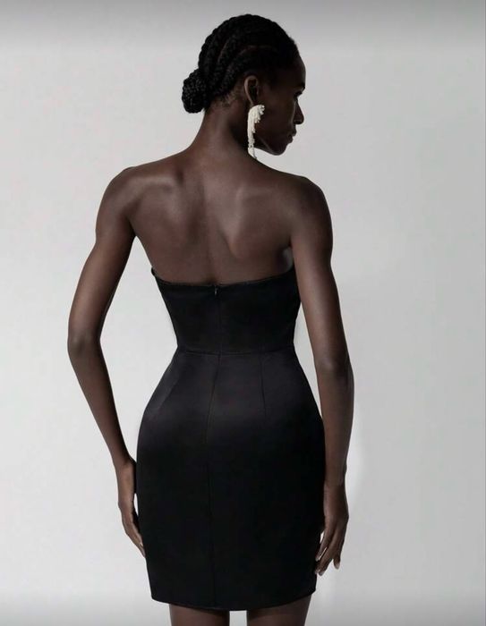 Черна рокля с пайети