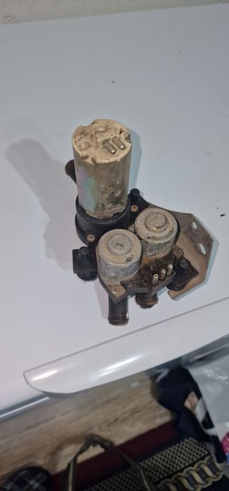 Запчасти мерса продам