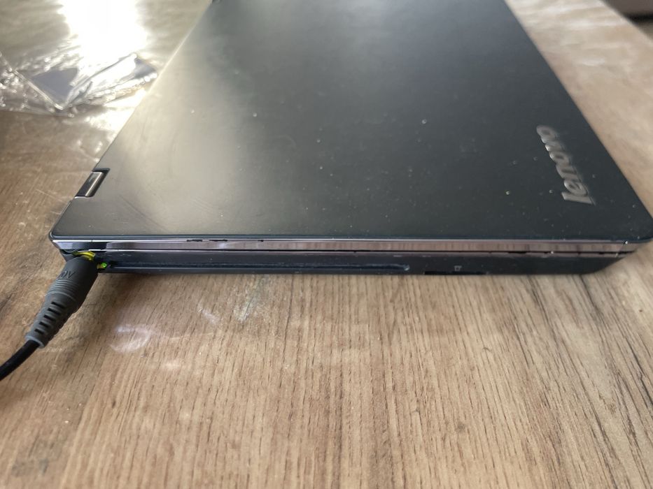 Lenova Thinkpad на i3