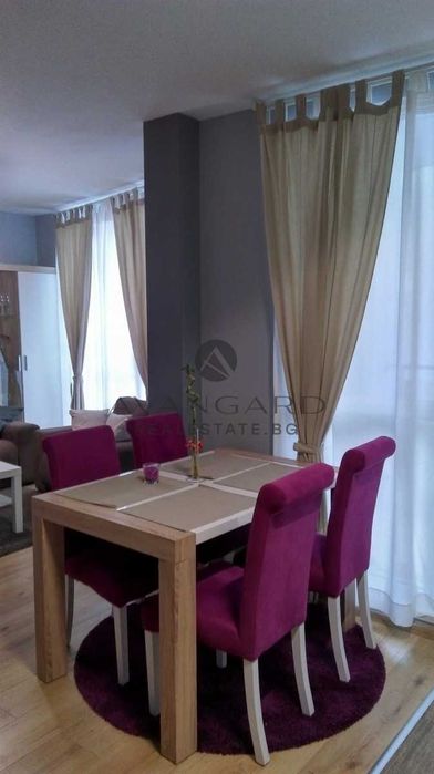 Продава се Двустаен апартамент в Пловдив, Кючук Париж - 70 кв.м за 2286 €/кв.м - Снимка #1