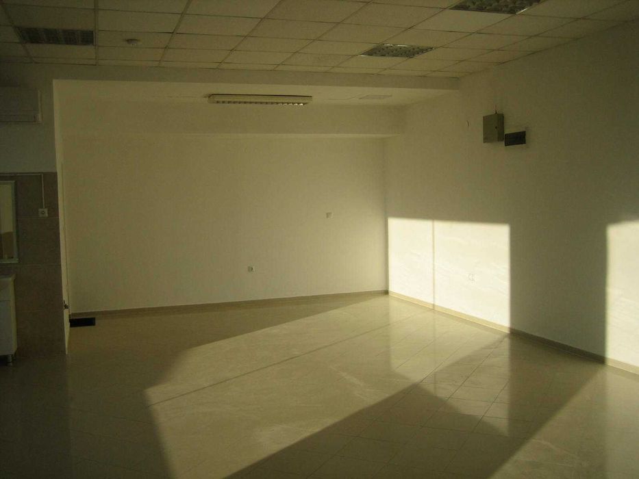 Дава се под наем Магазин в Варна, Владислав Варненчик - 60 кв.м за 1019.49 € - Снимка #9