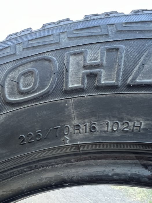 Продам резину 225/70/16