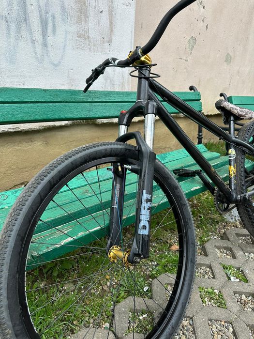 Vând NS Metropolis 3