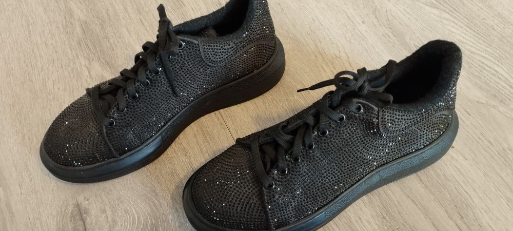 Женская обувь новая