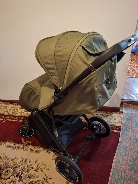 Продам коляску,катались пару раз