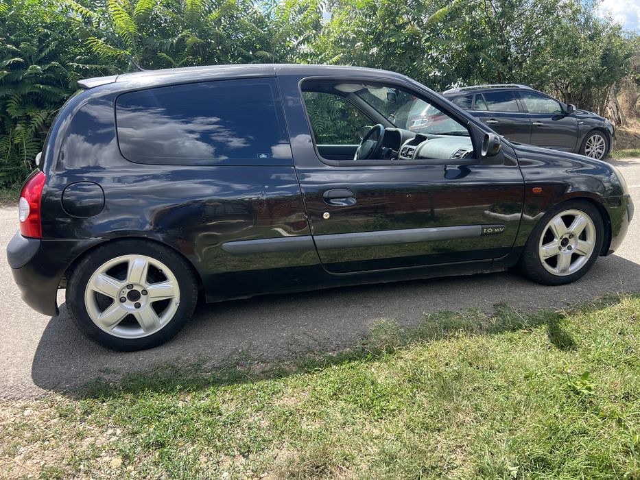 Renault Clio 2 1.6 16v Dynamique 2001