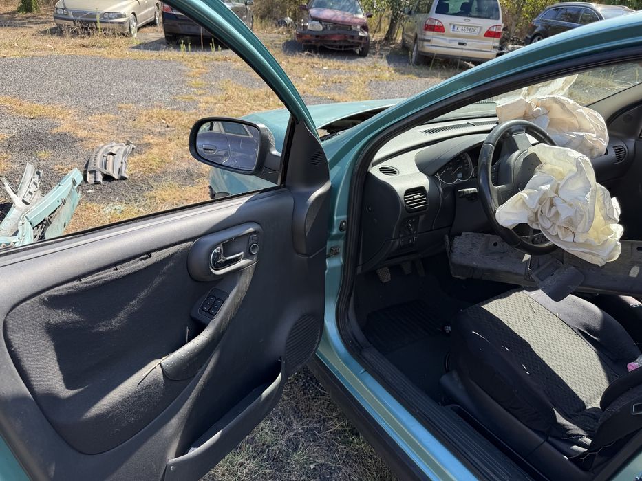 Opel corsa 1.4 на части