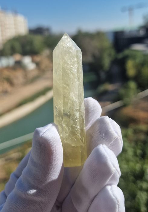 Шары. Яйца. Пирамиды. Маятники. из натуральных камней.