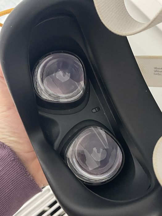 Ochelari VR Oculus Quest 2 – 128 GB + baterie