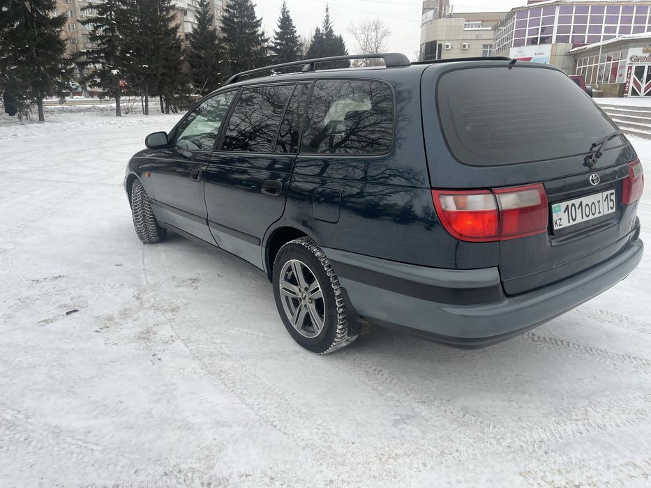 Продам тоета карина Е