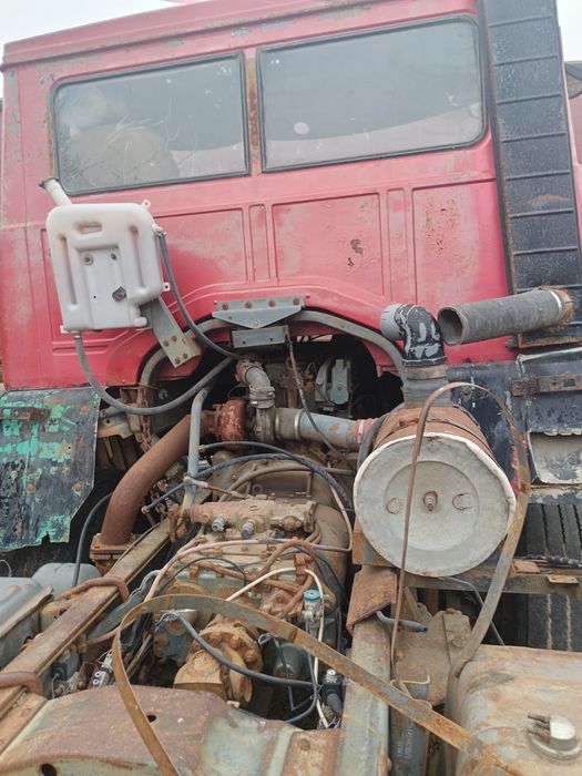 Тягач полноприводный  хово