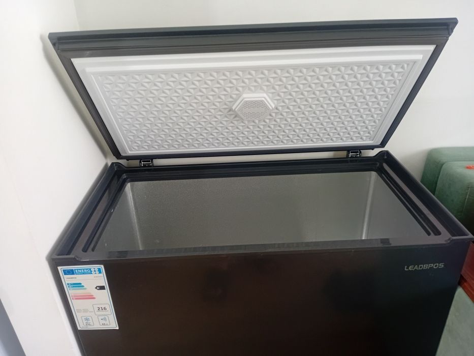 Срочно Продам морозильник 80 тыс