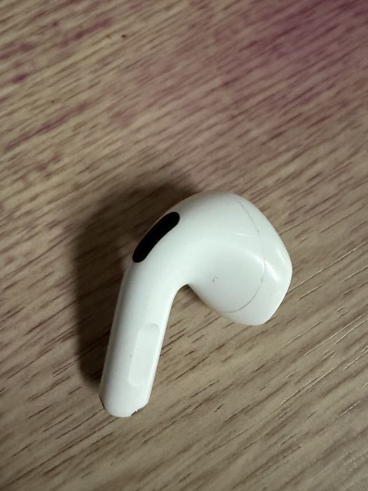 Airpods 4правый оригинал