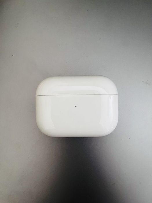 airpods 2 pro кейс с левым наушником оригинал