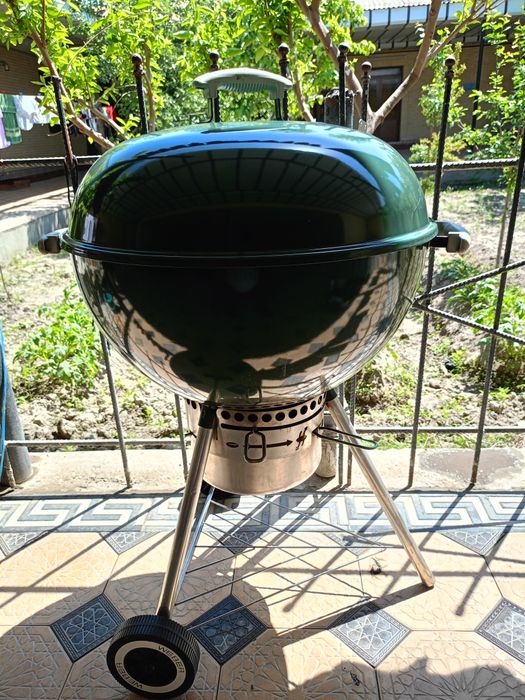 Угльный гриль WEBER почти новый