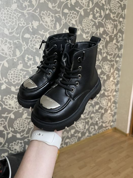 Детские ботинки для девочки