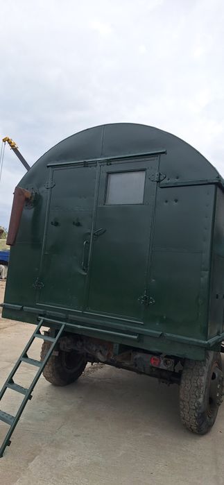Продам прицеп будка