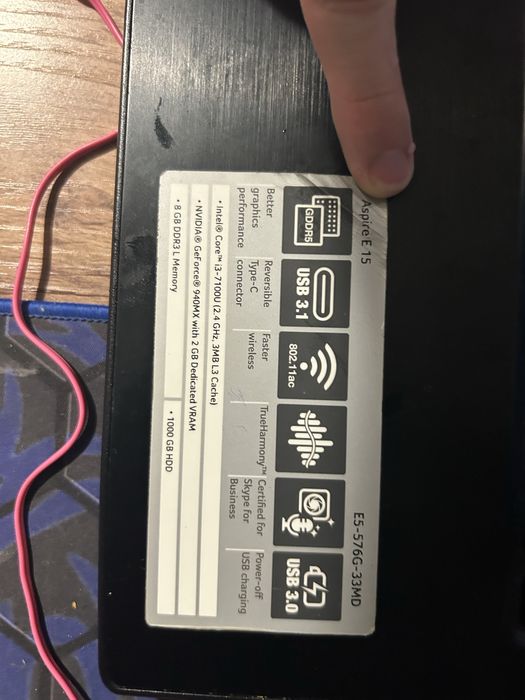 Ноутбук на продажу