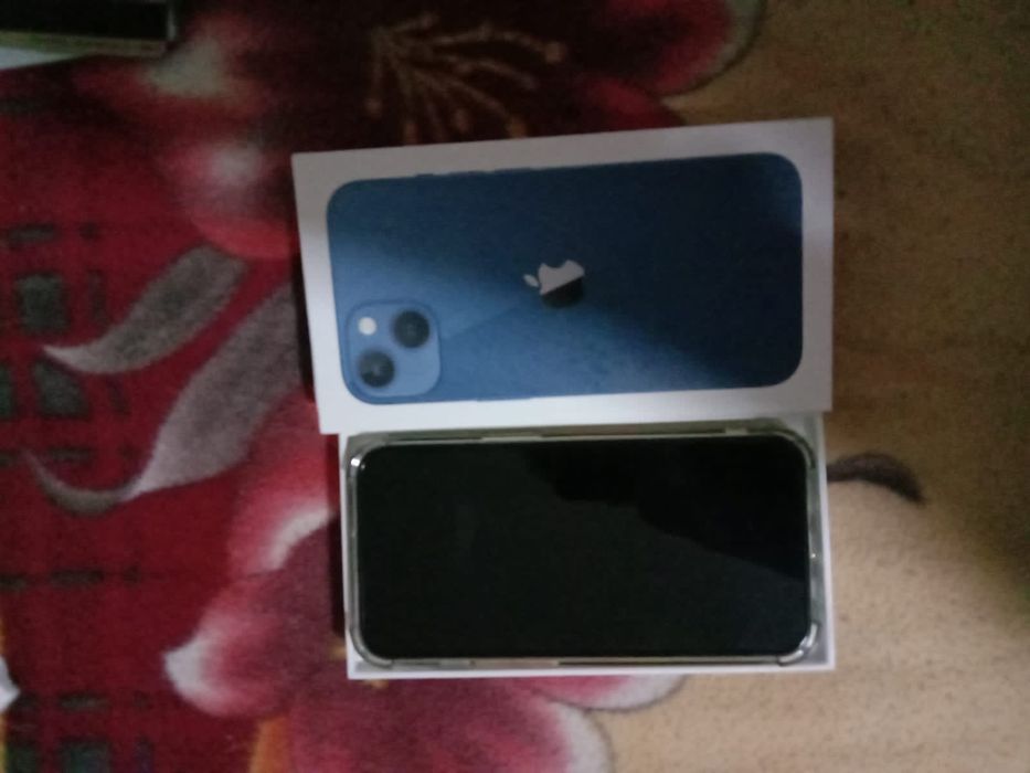 iPhone 13 128gb новый