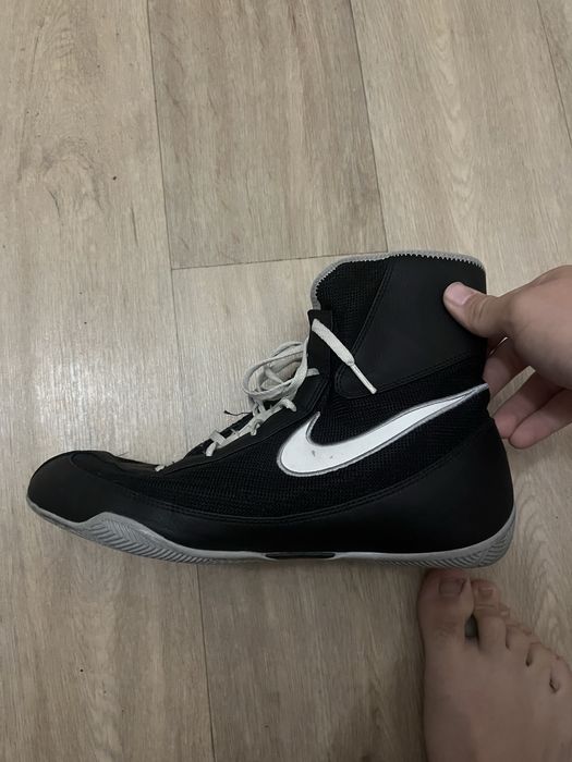 Nike Machomai 2.0 Black/white/greywolf