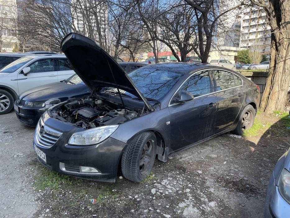 Opel Insignia  1.8