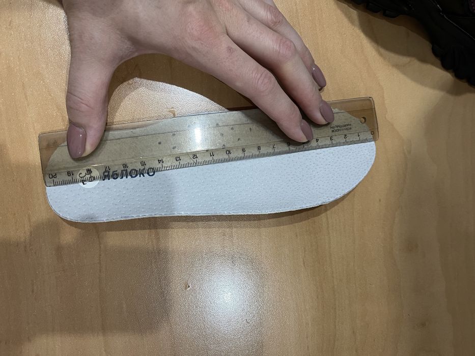 Продам ботинки демисезонные 32 размер