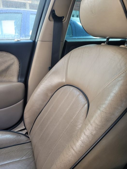 Vând sau schimb rover 75 modern cu o mașină automata