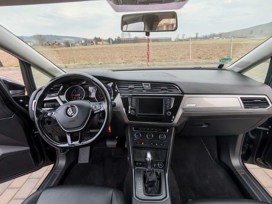 VW Touran 2.0 TDI 110 CP – Euro 6 – Automat – 7 locuri