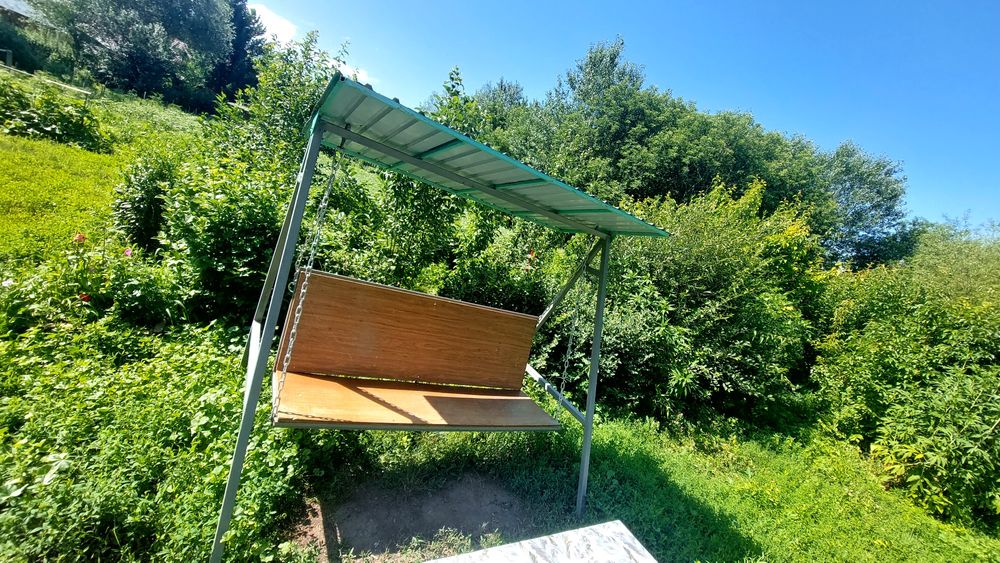 Качеля для частного дома