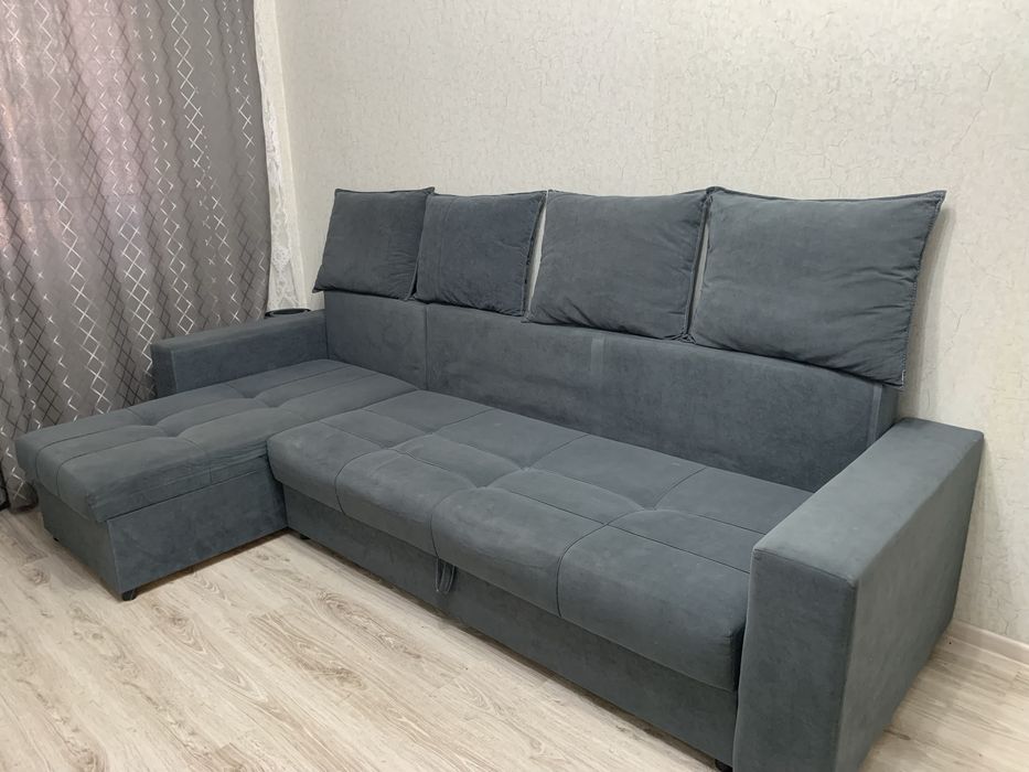 Диван 3 метра, ящик для белья есть
