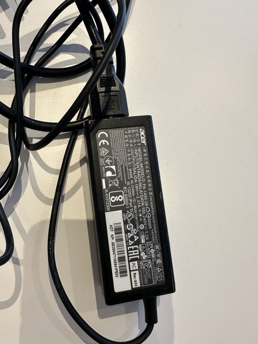 Лаптоп Acer Swift 3 (SF-31451)