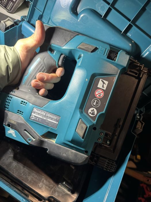 Pistol Makita DBN500