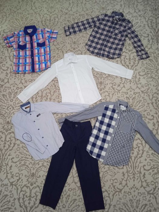 Рубашки и брюки на мальчика 5-7 лет