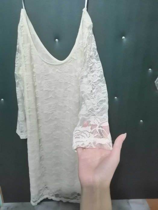 Кружевное платья.