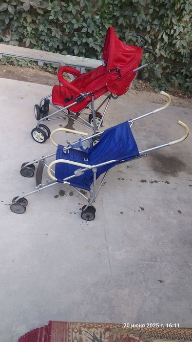 Детская коляска трость