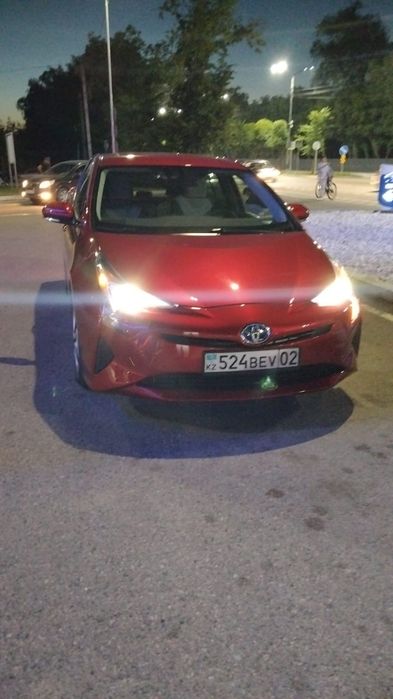 Продам Toyota Prius