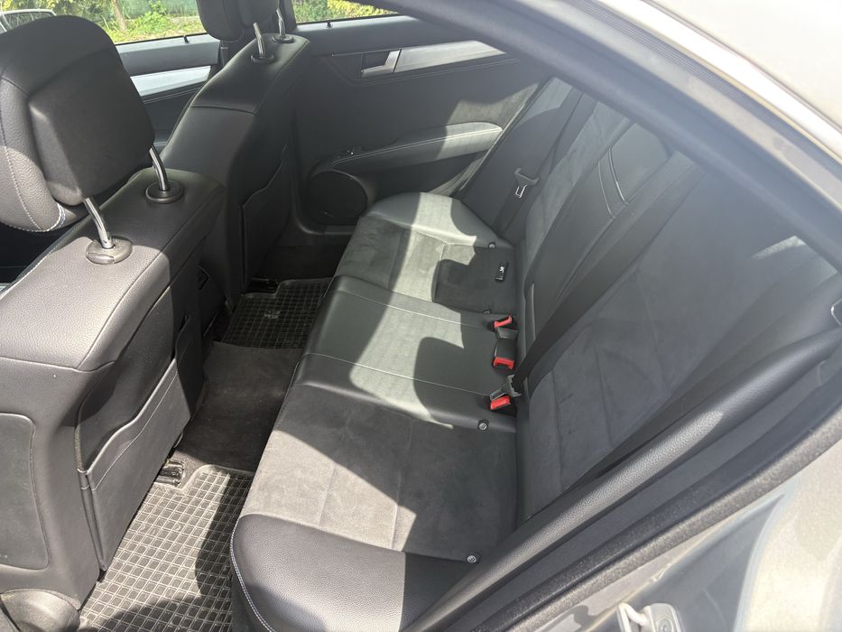 Mercedes-benz C200 2014 diesel automat.